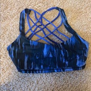 Lululemon sports bra